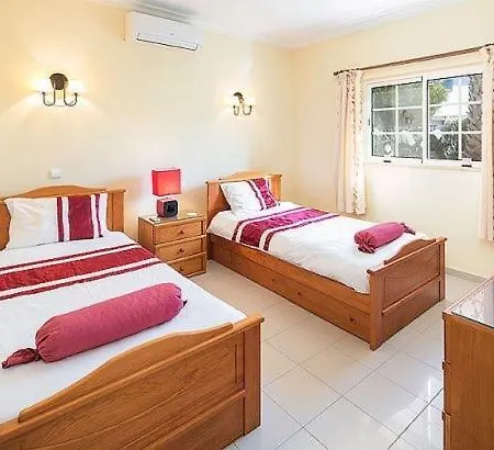 Praia Do Carvoeiro Sleeps 6 Air Con * Carvoeiro (Lagoa)
